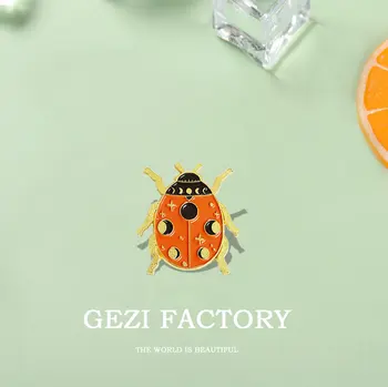 Beetle Insecte Email Ace Personalizate Drăguț Ladybird Molie Broșe Rever Insigne Desene animate Natura Bijuterii Cadou pentru Copil Prieten